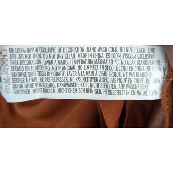 Forever 21 Women's Sz Small Spaghetti Strap V Neck Semi Sheer Romper Rust Orange - Picture 8 of 10